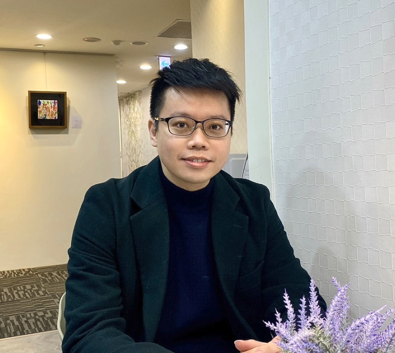 Dr. Soonlin